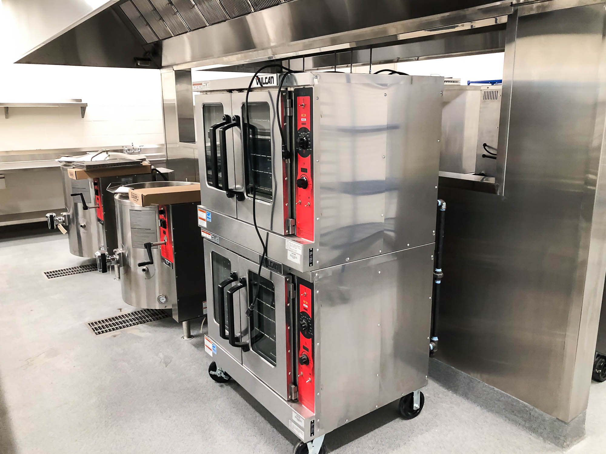 Vulcan Double Stack Oven in Commercial Kitchen Commercial Kitchen - Vulcan Double Stack Oven Instalation